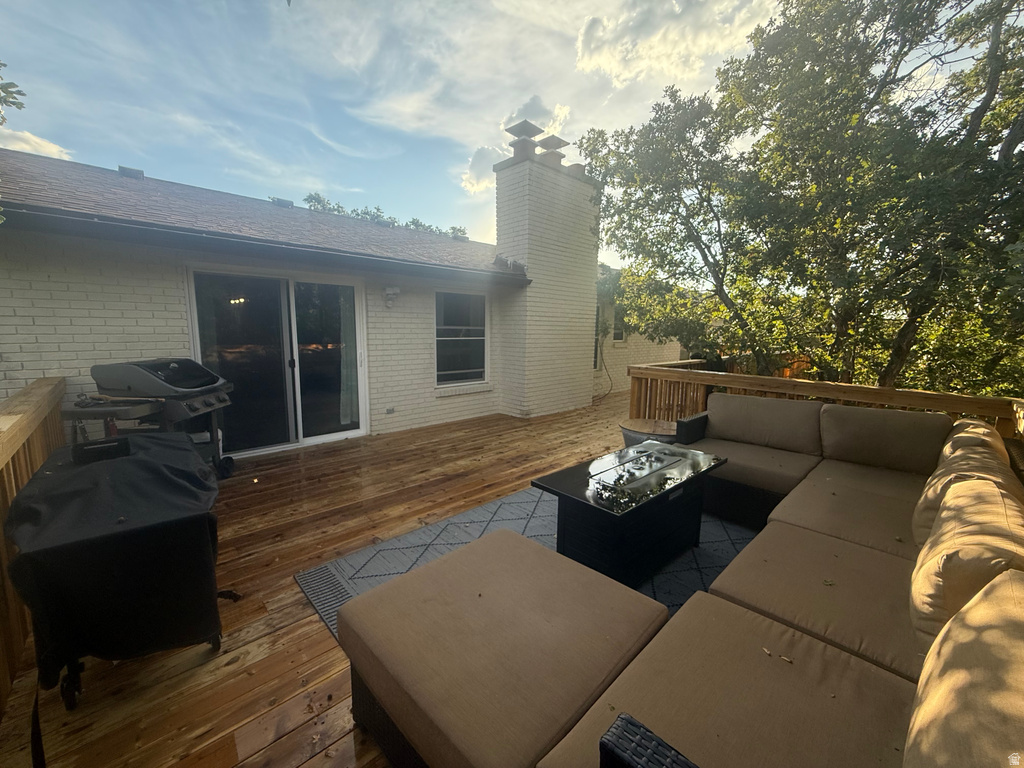 2127 E 5950 N Eden, UT 84310