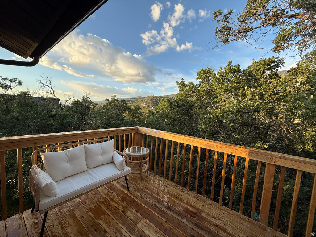 2127 E 5950 N Eden, UT 84310