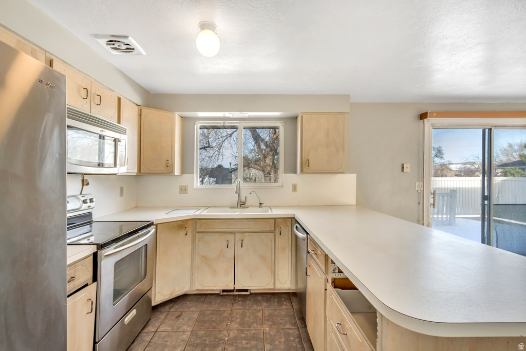 802 DOUGLAS DR Brigham City, UT 84302