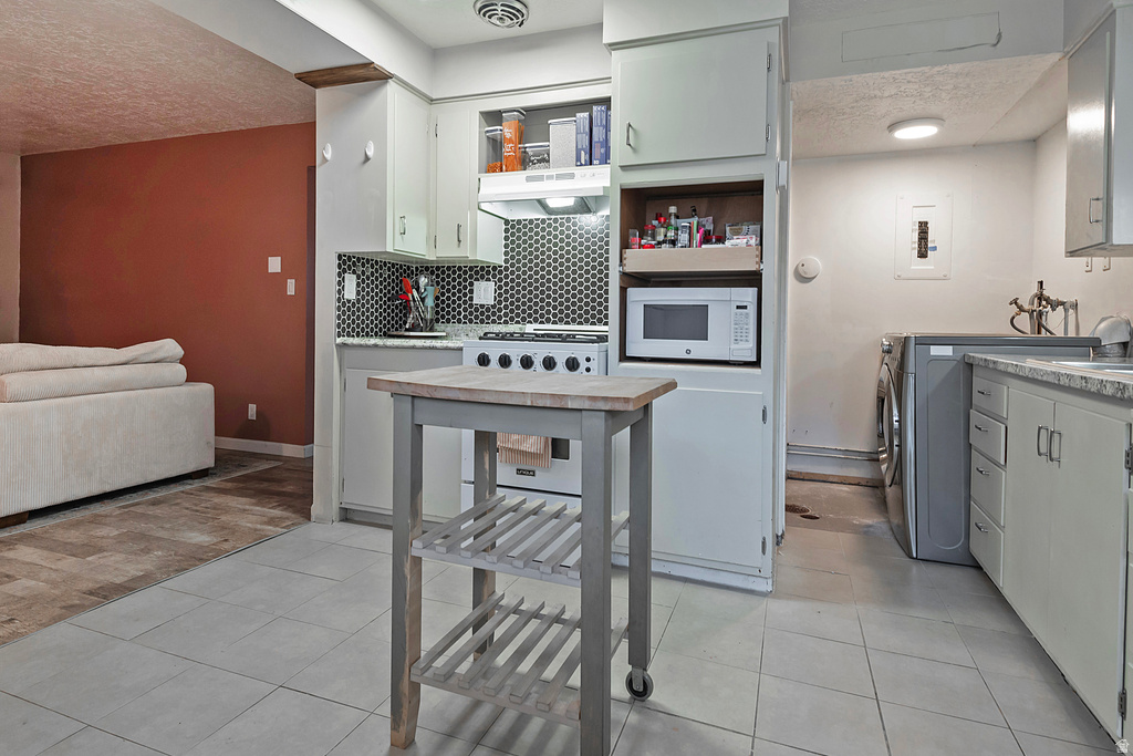 2033 E 2700 S #1 Salt Lake City, UT 84109