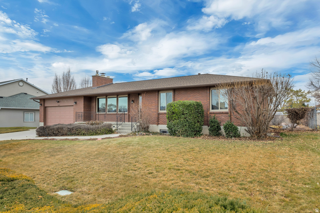 1427 W STERN DR Taylorsville, UT 84123