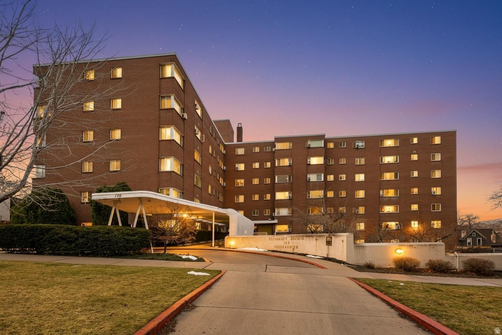 130 S 1300 E #404 Salt Lake City, UT 84102