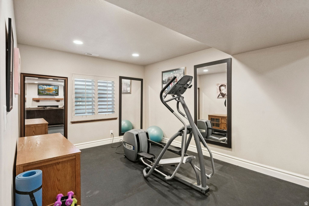 952 E BRIDGES CT Murray, UT 84121