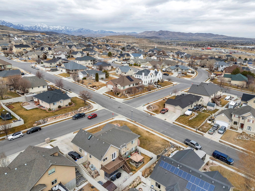 2394 S PALOMINO DR Saratoga Springs, UT 84045