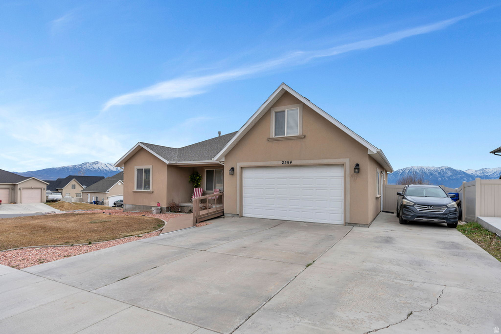 2394 S PALOMINO DR Saratoga Springs, UT 84045