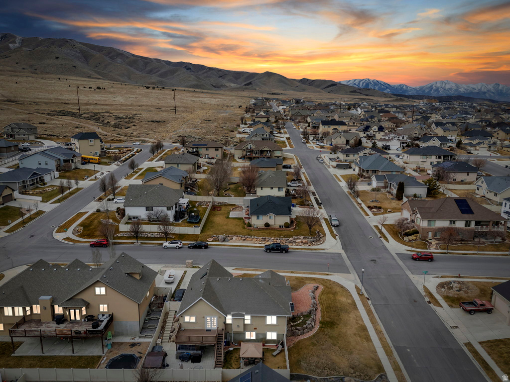 2394 S PALOMINO DR Saratoga Springs, UT 84045