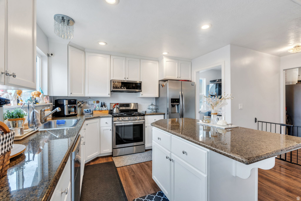 2394 S PALOMINO DR Saratoga Springs, UT 84045