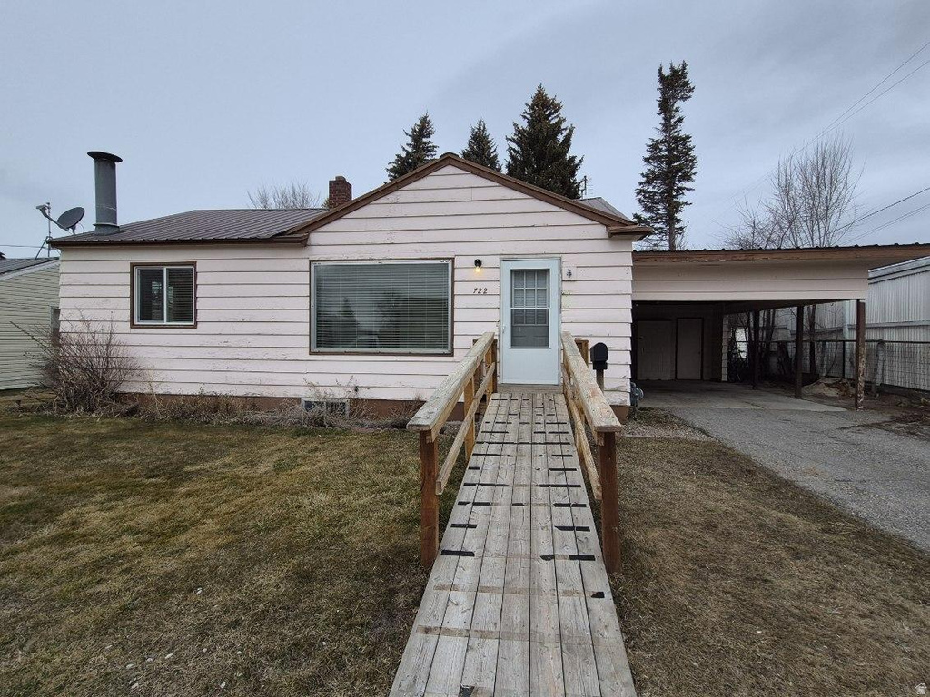 722 ADAMS ST Montpelier, ID 83254