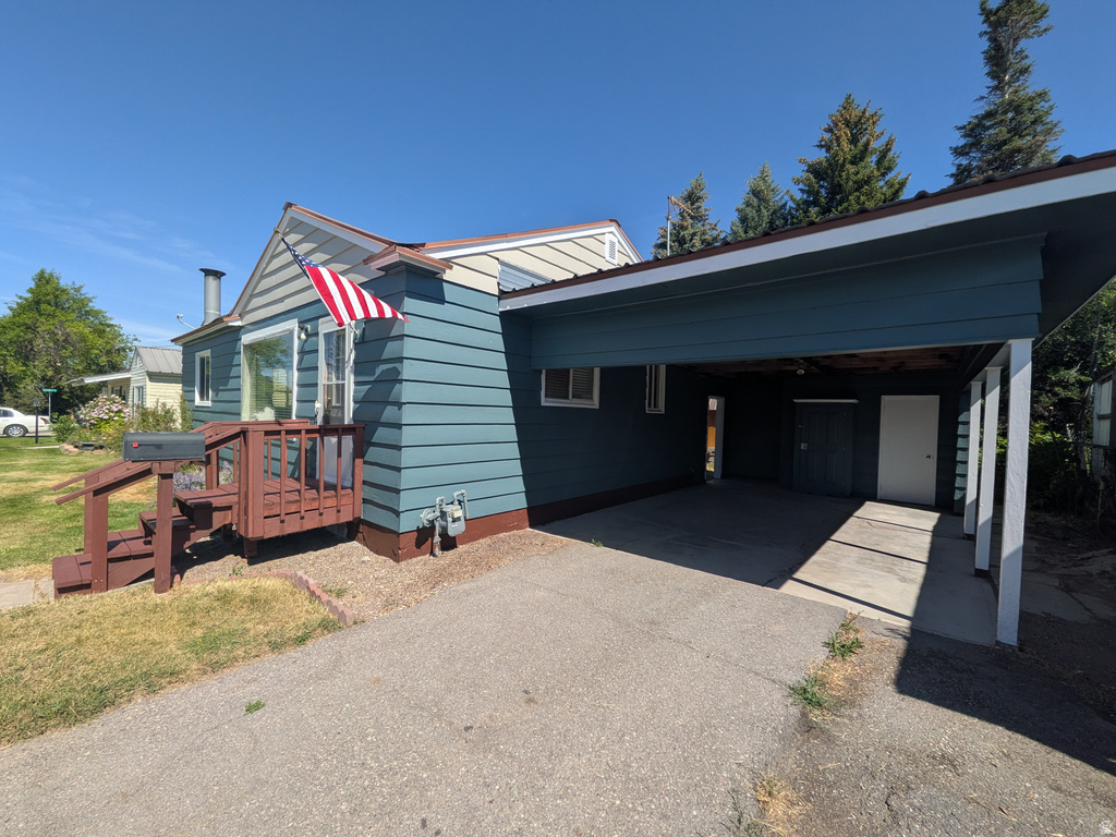 722 ADAMS ST photo 3