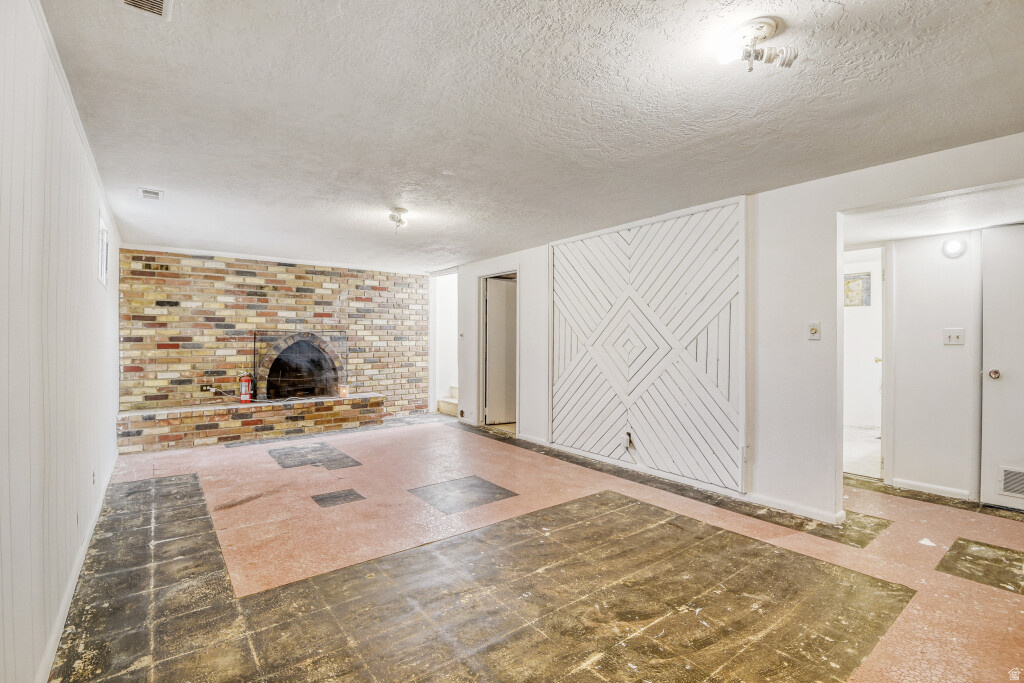 3584 S 6505 W West Valley City, UT 84128