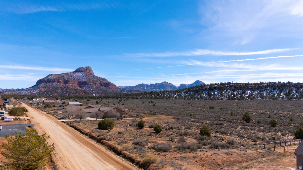 941 W SMITHSONIAN WAY Apple Valley, UT 84737