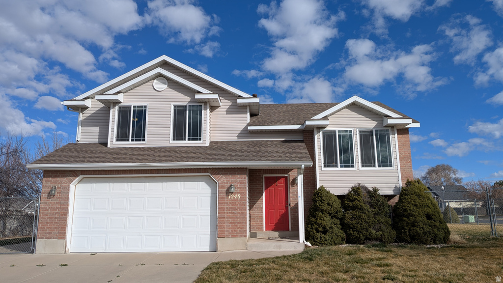 1248 W 2400 N Clinton, UT 84015