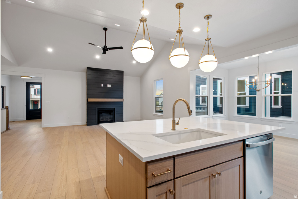 7156 W LAKE AVE #1-157 South Jordan, UT 84009