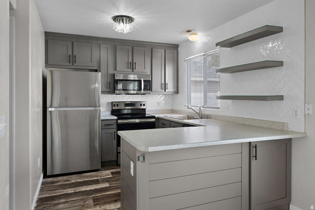 115 STRASBOURG LN Stansbury Park, UT 84074