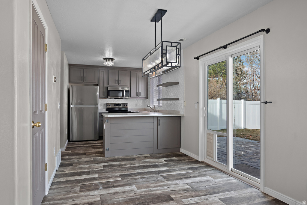 115 STRASBOURG LN Stansbury Park, UT 84074