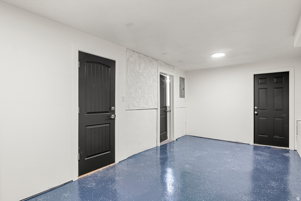 6095 S 2600 W Roy, UT 84067