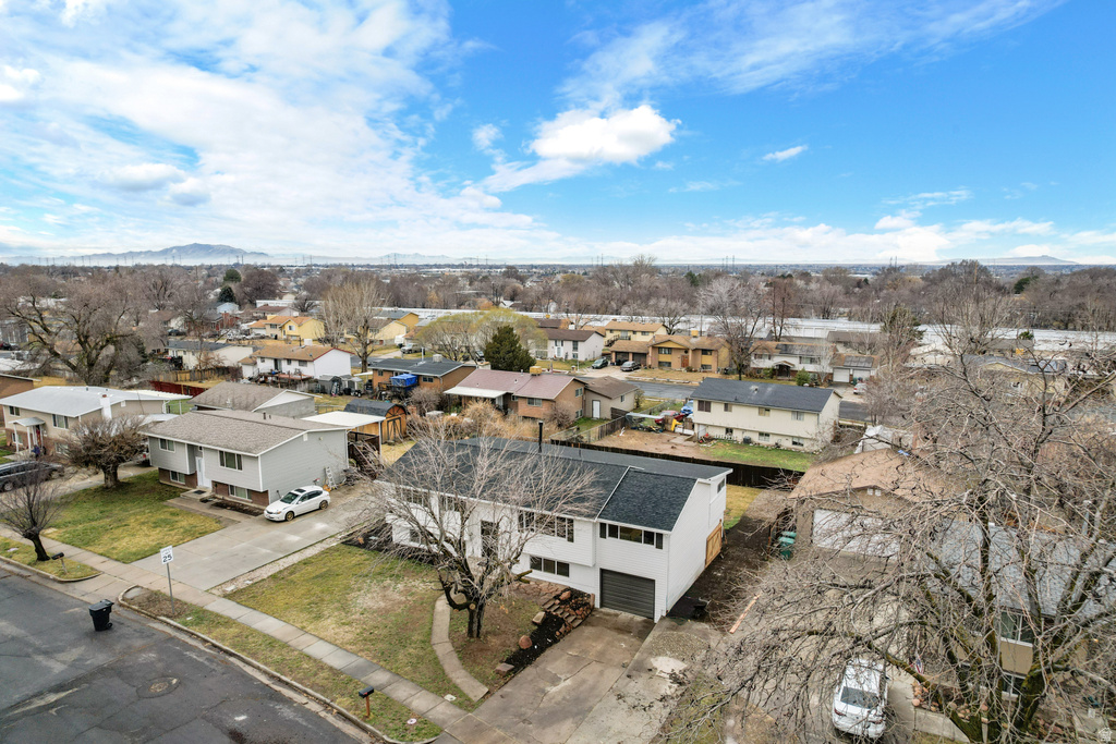 6095 S 2600 W Roy, UT 84067