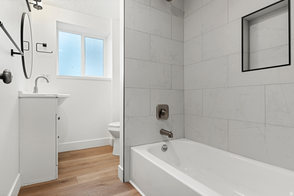 6095 S 2600 W Roy, UT 84067