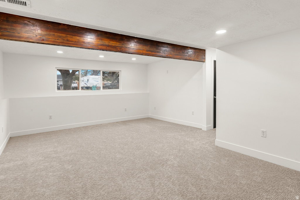 6095 S 2600 W Roy, UT 84067