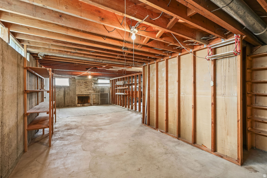 2510 W 6900 N Honeyville, UT 84314