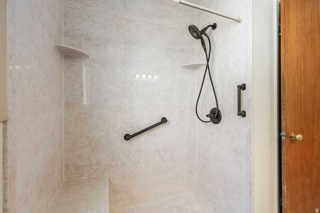 2510 W 6900 N Honeyville, UT 84314