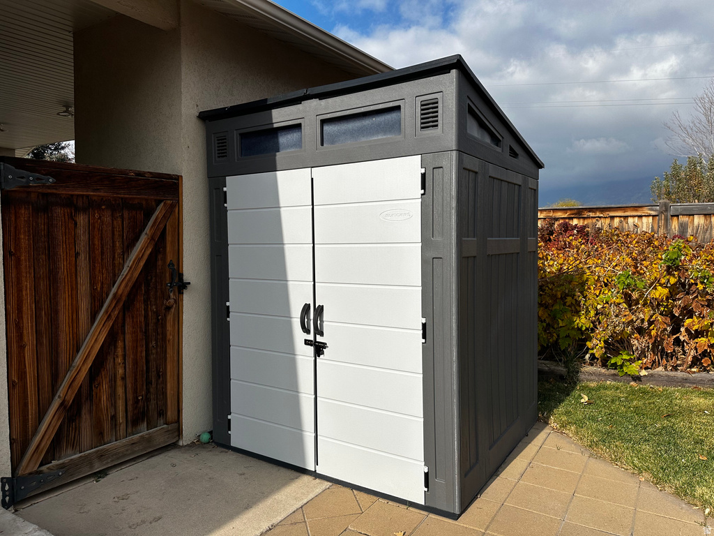 1086 N 1005 W Orem, UT 84057