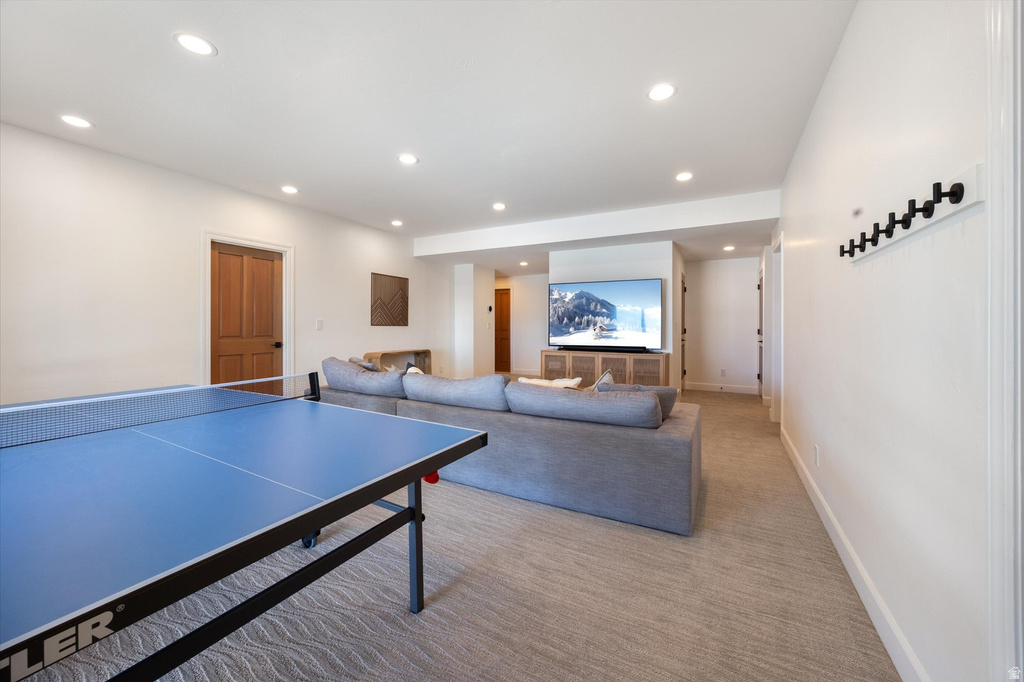 5823 E ELKHORN DR Eden, UT 84310