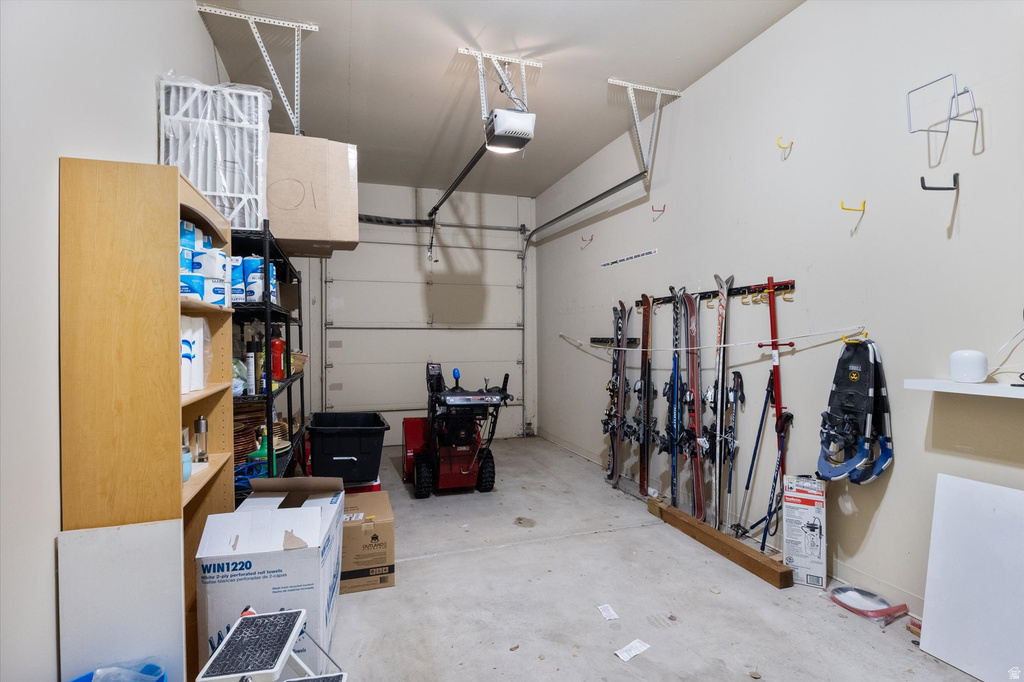 5823 E ELKHORN DR Eden, UT 84310