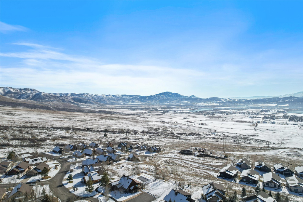 5823 E ELKHORN DR Eden, UT 84310