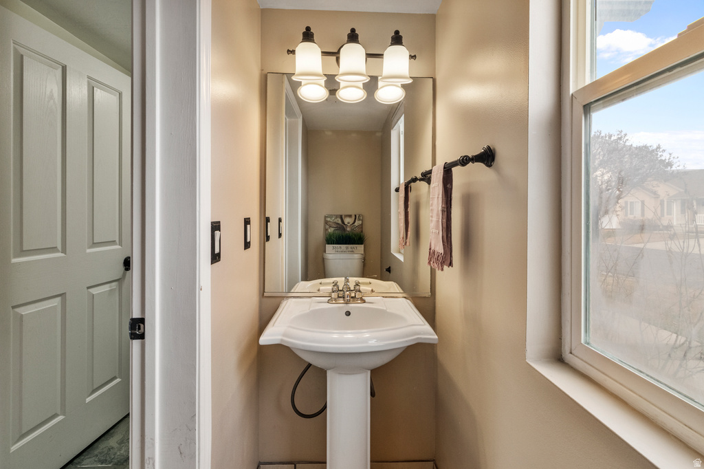 1089 S TOPAZ RD Saratoga Springs, UT 84045