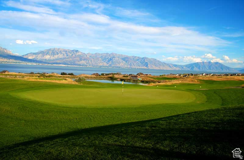 1089 S TOPAZ RD Saratoga Springs, UT 84045