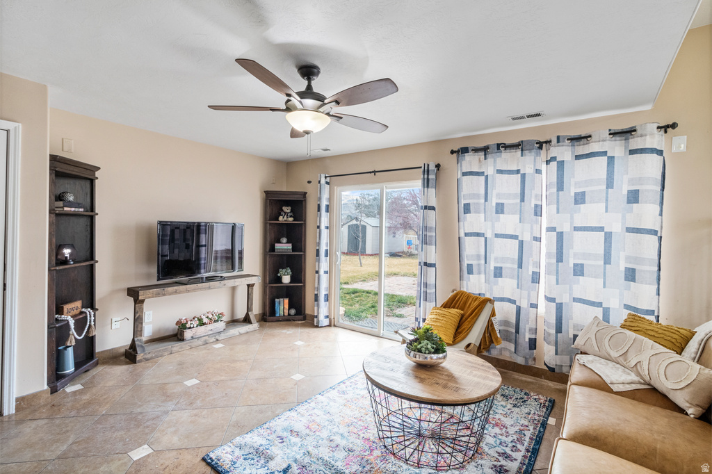 1089 S TOPAZ RD Saratoga Springs, UT 84045