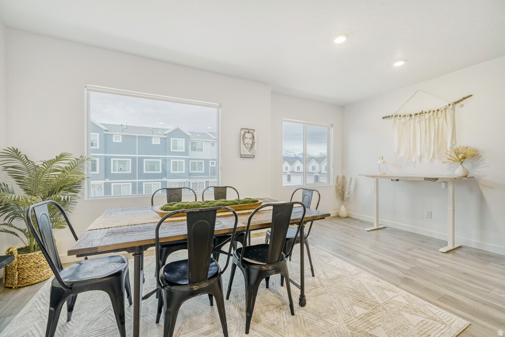 978 E DRIFTER LN Saratoga Springs, UT 84045