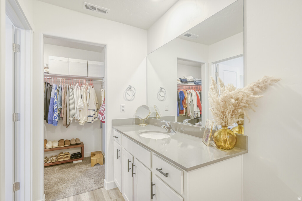 978 E DRIFTER LN Saratoga Springs, UT 84045