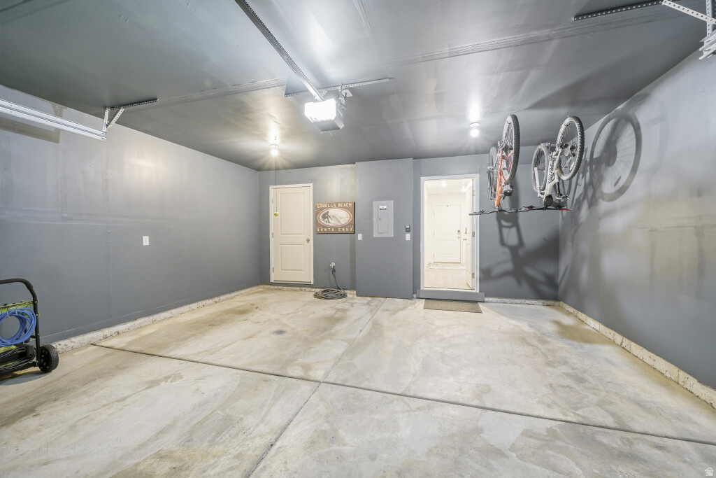 978 E DRIFTER LN Saratoga Springs, UT 84045