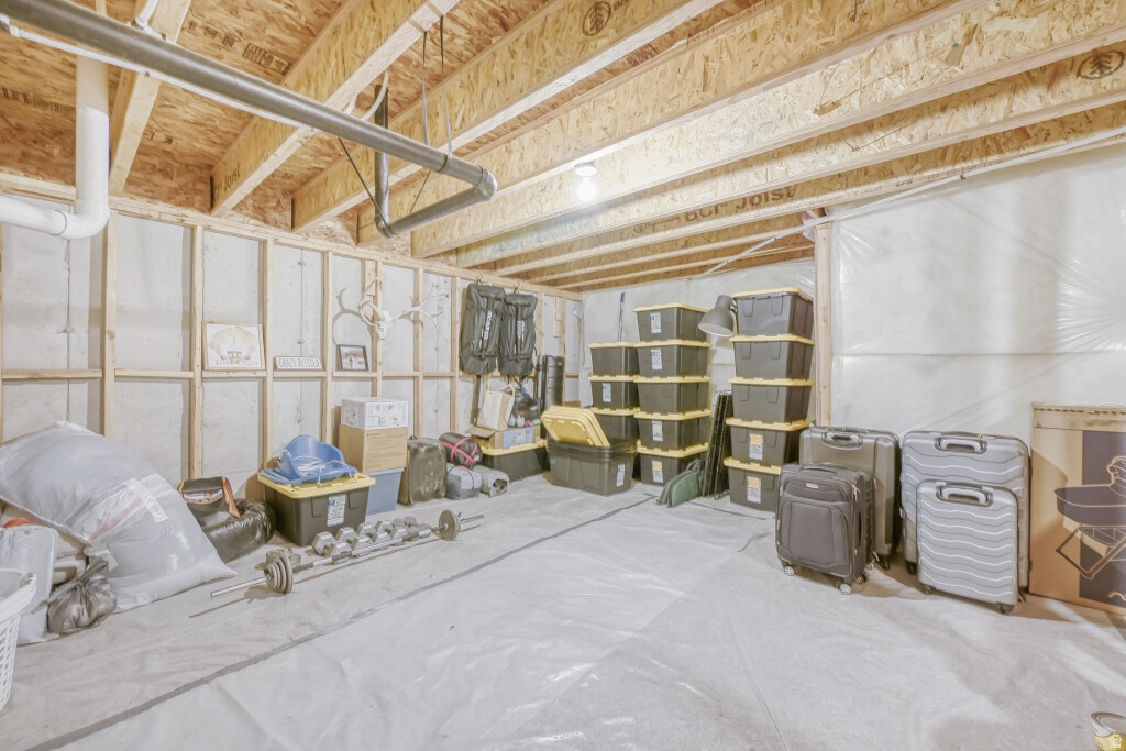 978 E DRIFTER LN Saratoga Springs, UT 84045