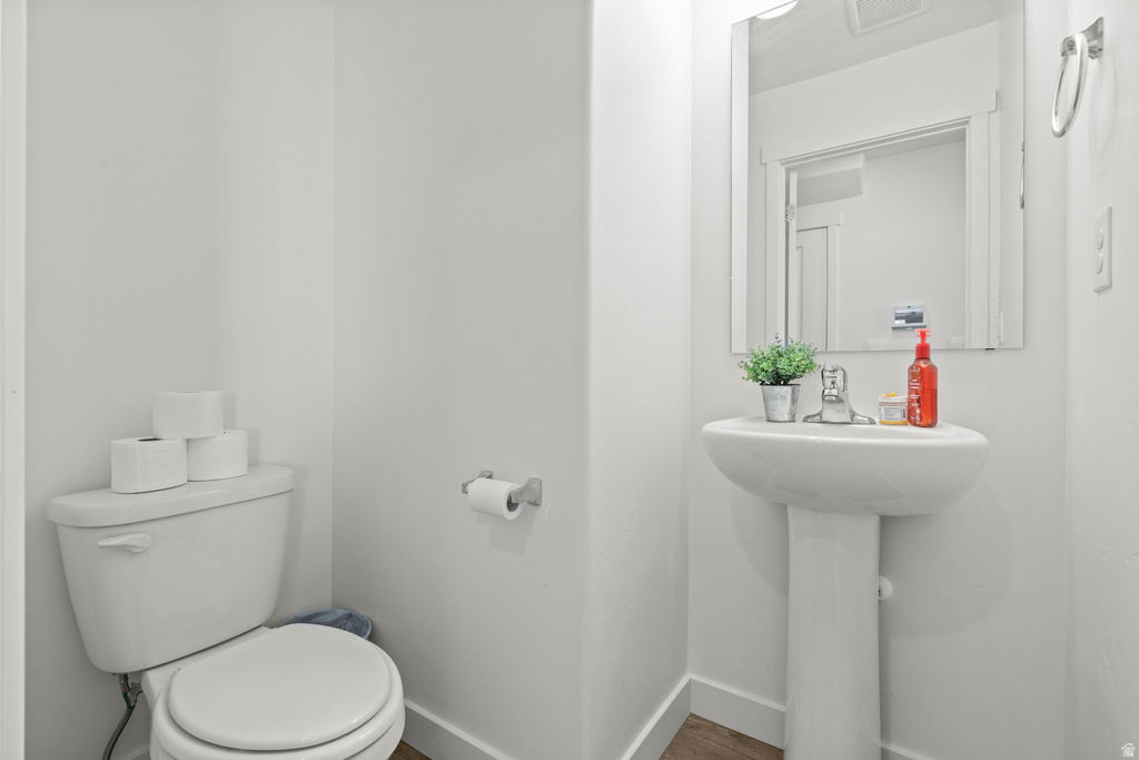 3742 S GOLD BANK DR #1235 Magna, UT 84044