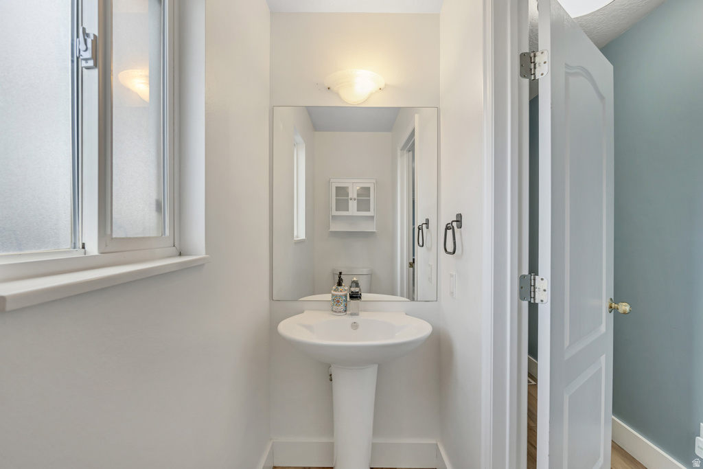 1083 N 700 E Springville, UT 84663