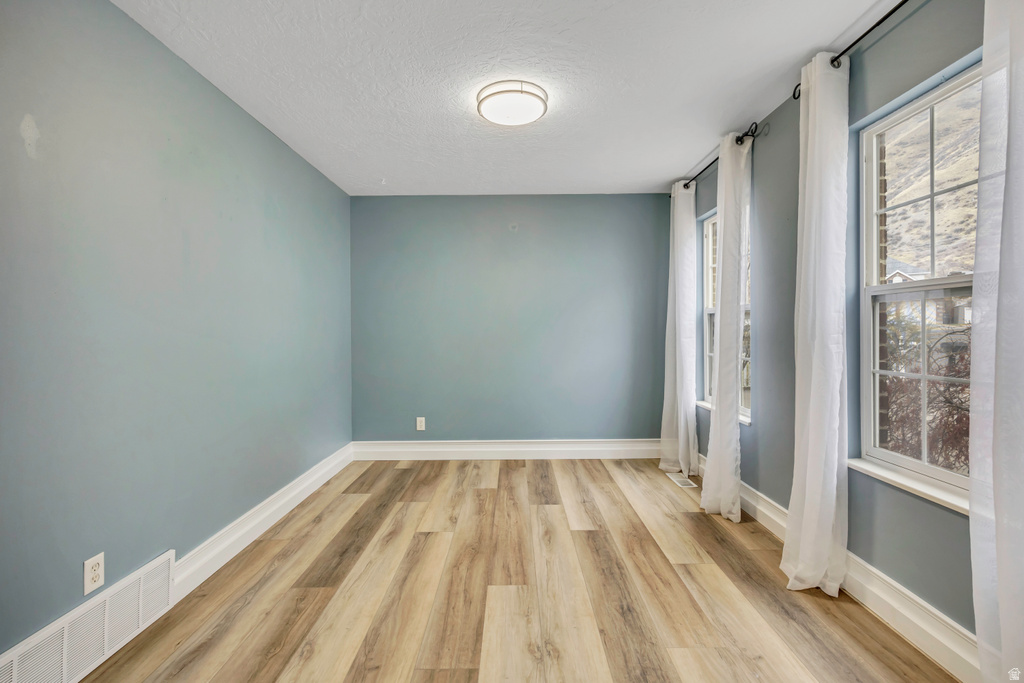 1083 N 700 E Springville, UT 84663