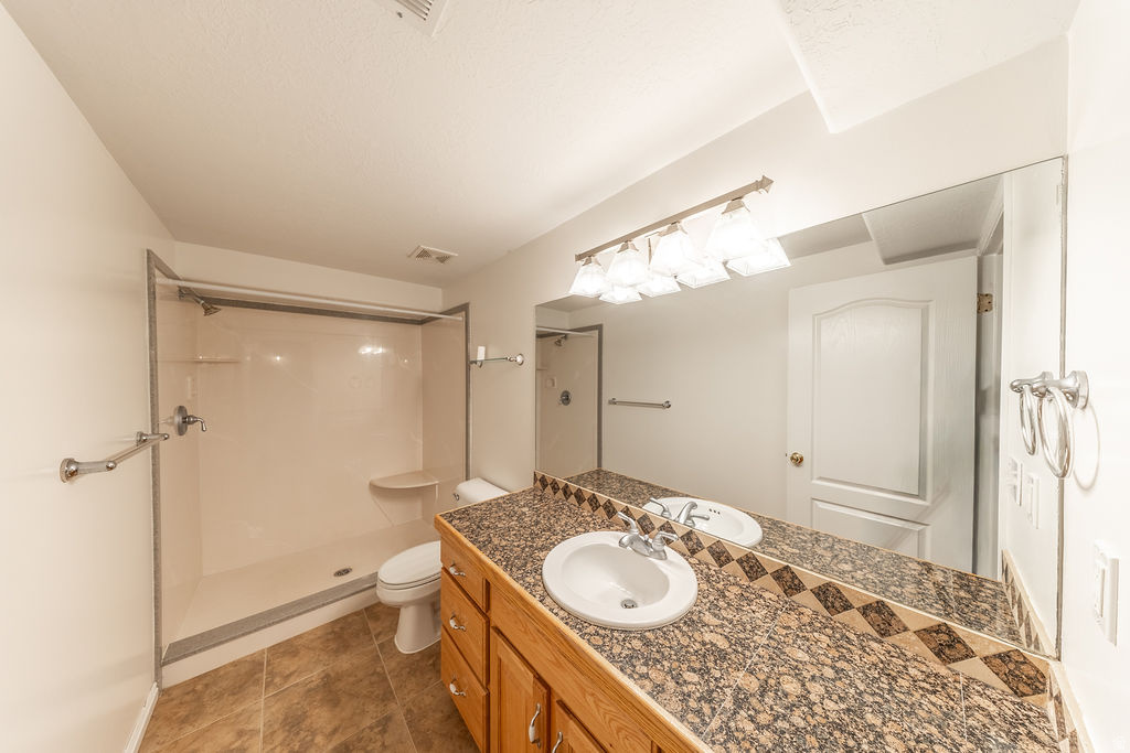 2353 CANYON VIEW DR Layton, UT 84040