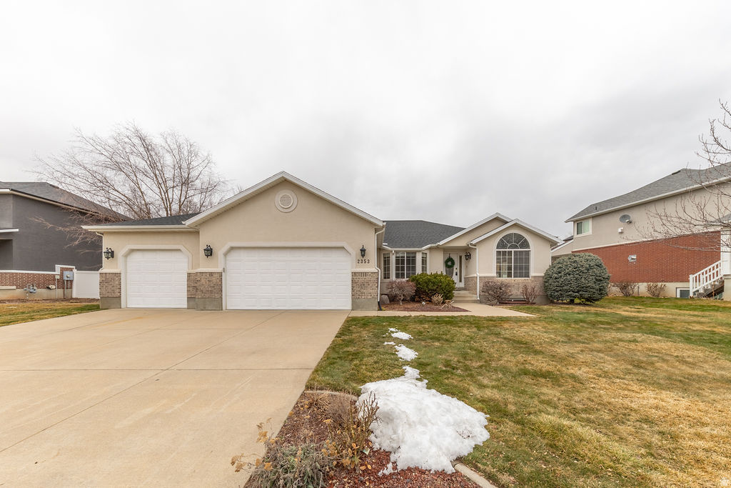 2353 CANYON VIEW DR Layton, UT 84040