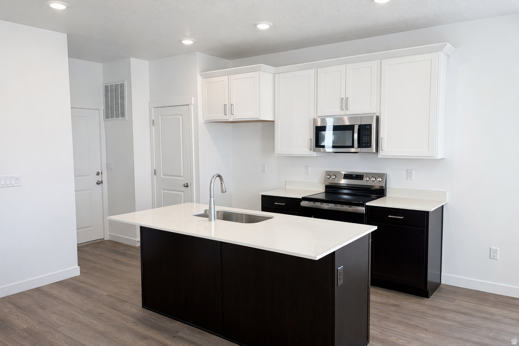 869 S MATHINLDA DR Saratoga Springs, UT 84045