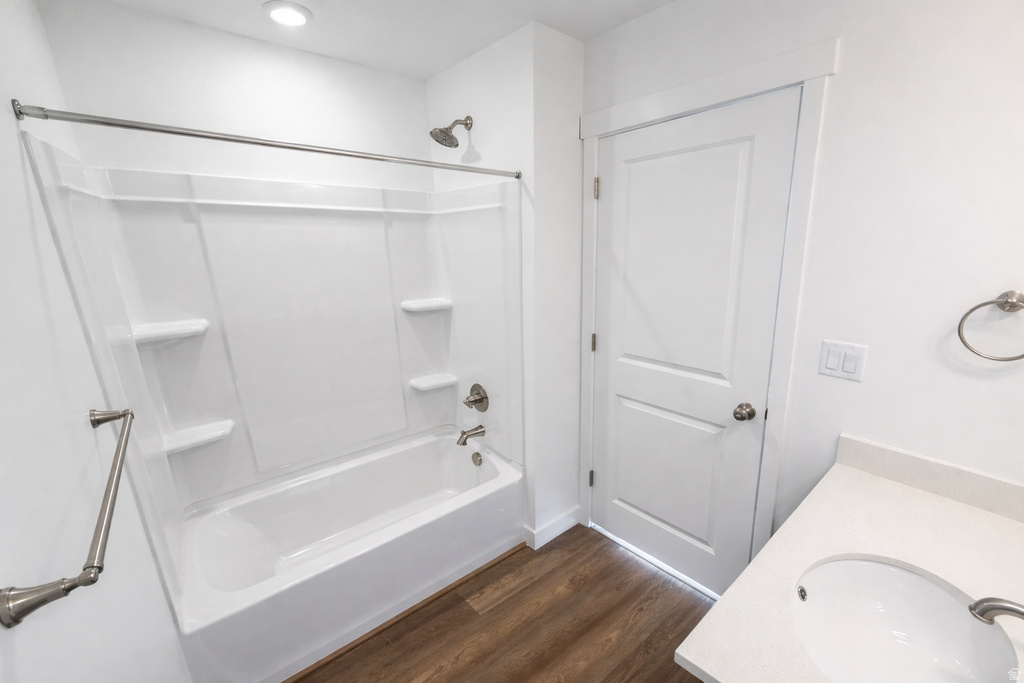 869 S MATHINLDA DR Saratoga Springs, UT 84045