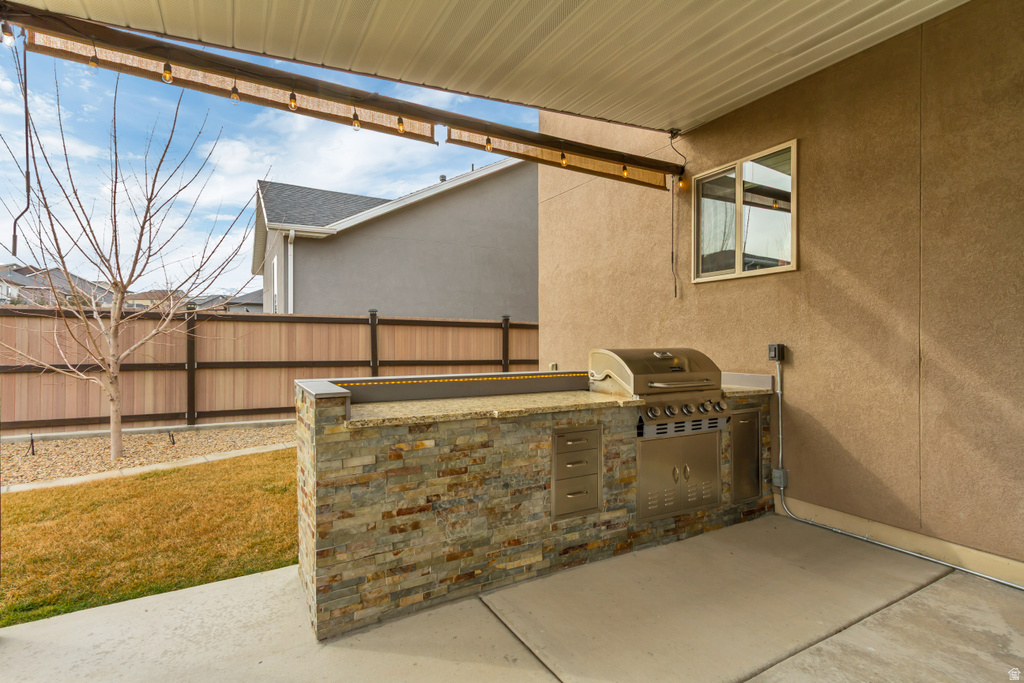 370 STONE HOLLOW DR Santaquin, UT 84655