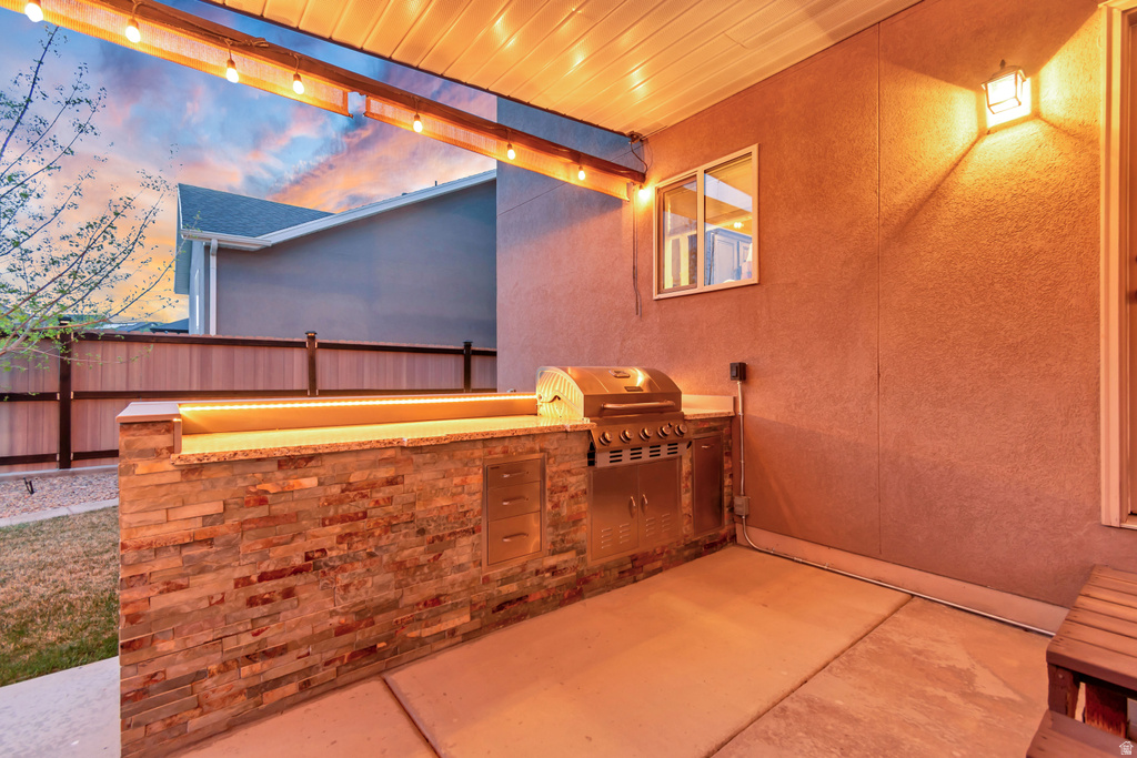 370 STONE HOLLOW DR Santaquin, UT 84655