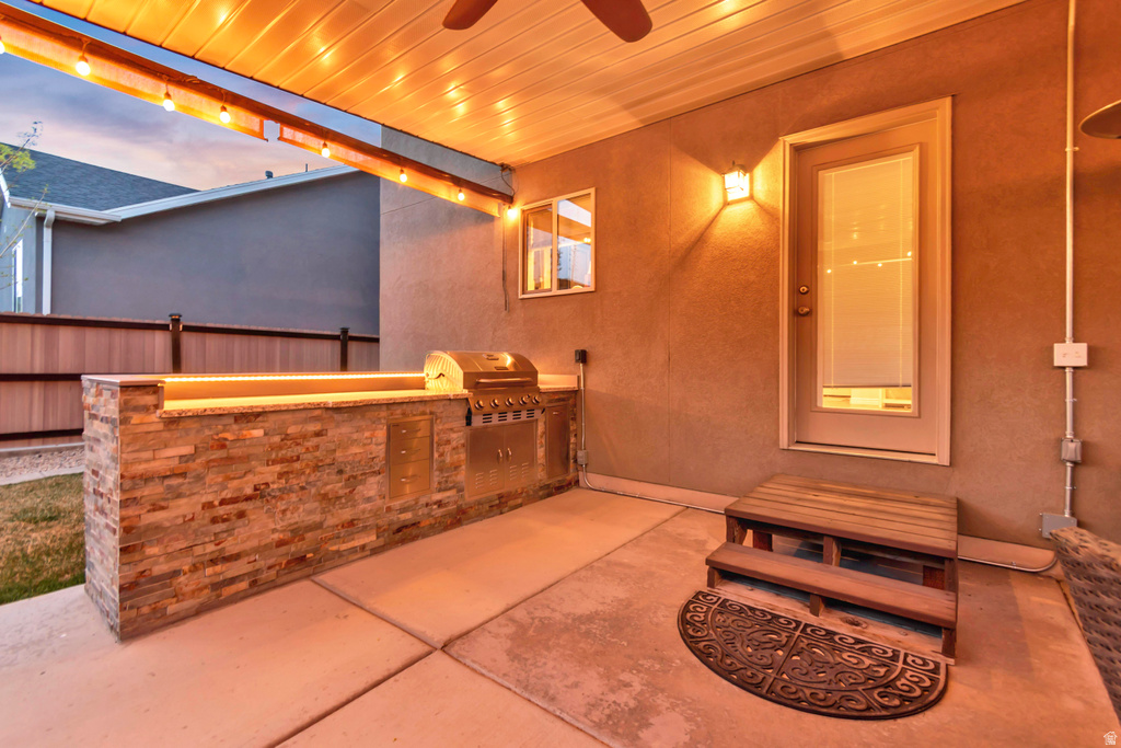 370 STONE HOLLOW DR Santaquin, UT 84655