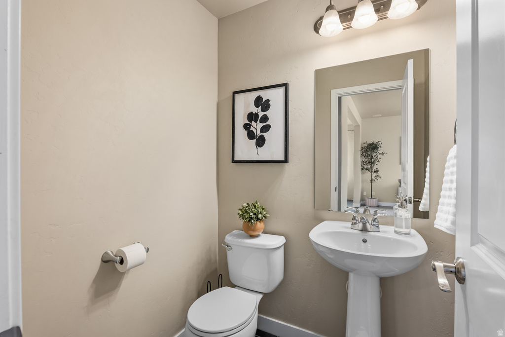 10712 S INDIGO SKY WAY South Jordan, UT 84009