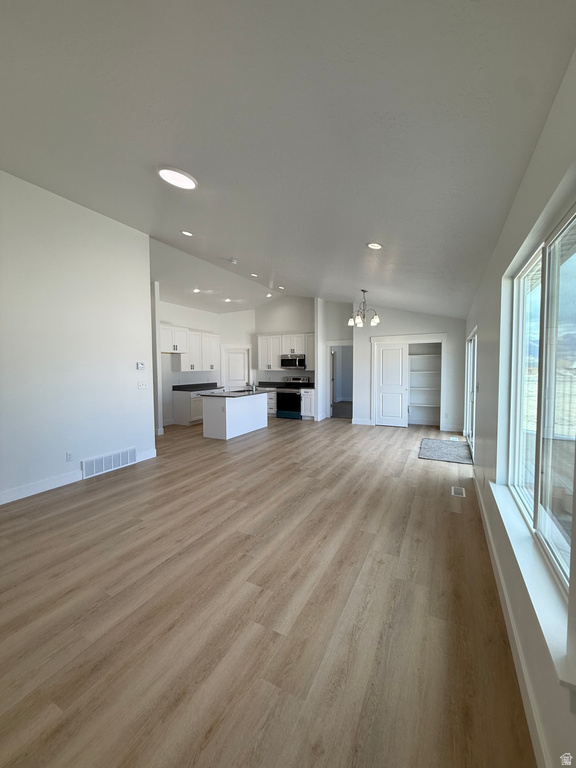 2349 E SEGO LILIY DR #493 Eagle Mountain, UT 84005