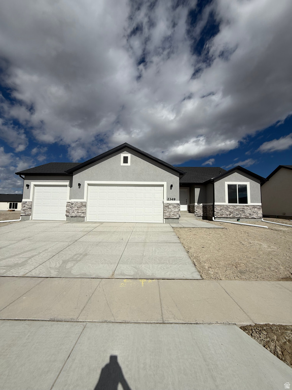 2349 E SEGO LILIY DR #493 Eagle Mountain, UT 84005