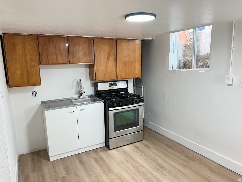 2845 S 8650 W Magna, UT 84044